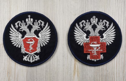 Шеврон «Минздрав России» (красный или черный)  Для врачей скорой помощи Купить на сайте Форма Защиты